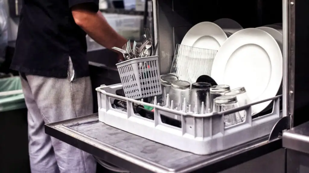 HOW TO PROPERLY DISPOSE OF AN OLD DISHWASHER 1 old dishwasher
