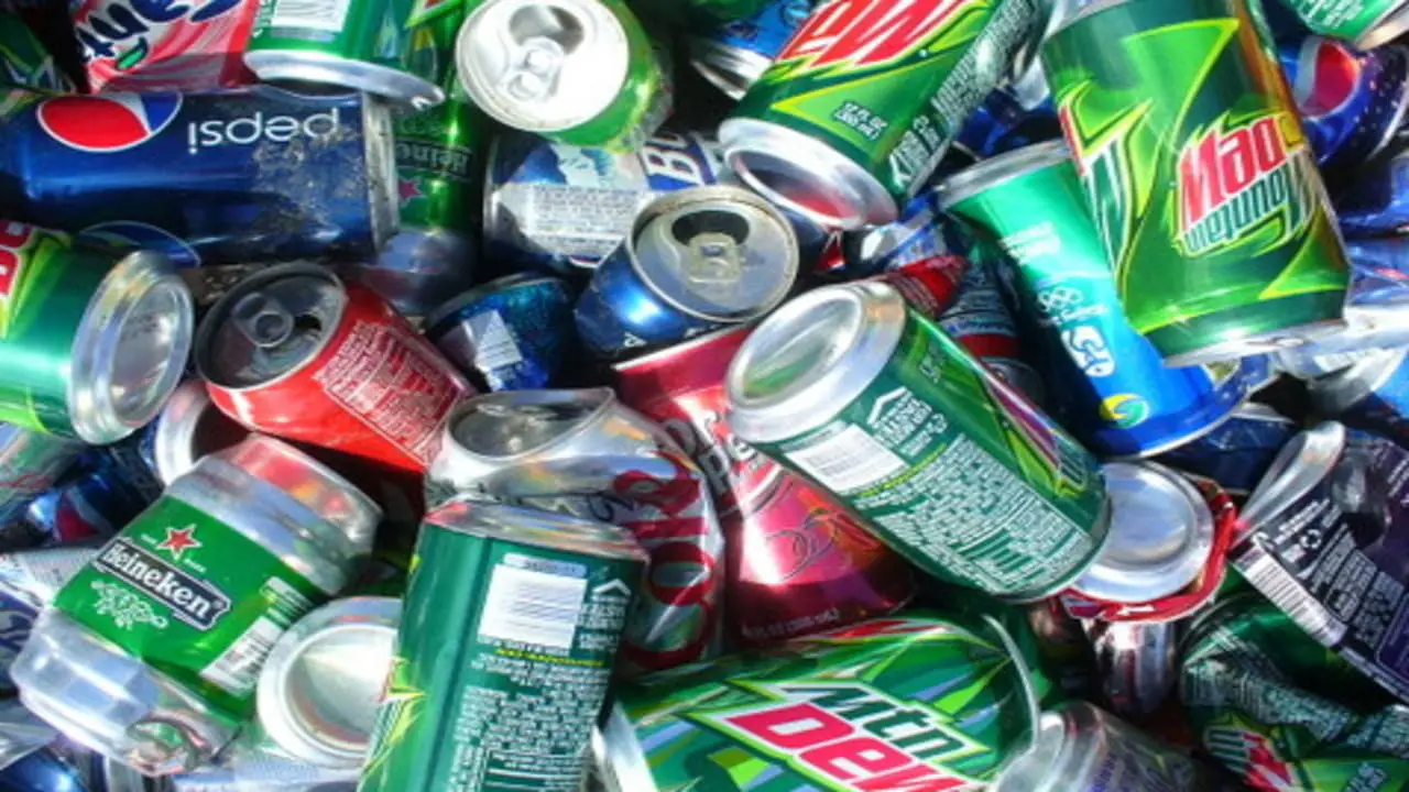 How to Recycle Aluminum Cans [5 Easy Steps To Recycle] Green Bag Pickup