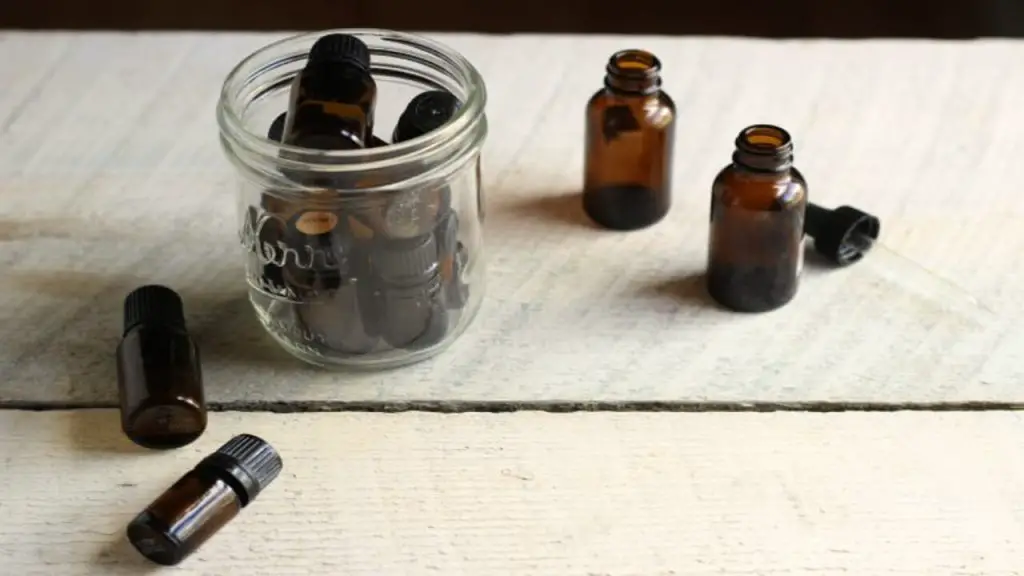 essential-oil-bottles