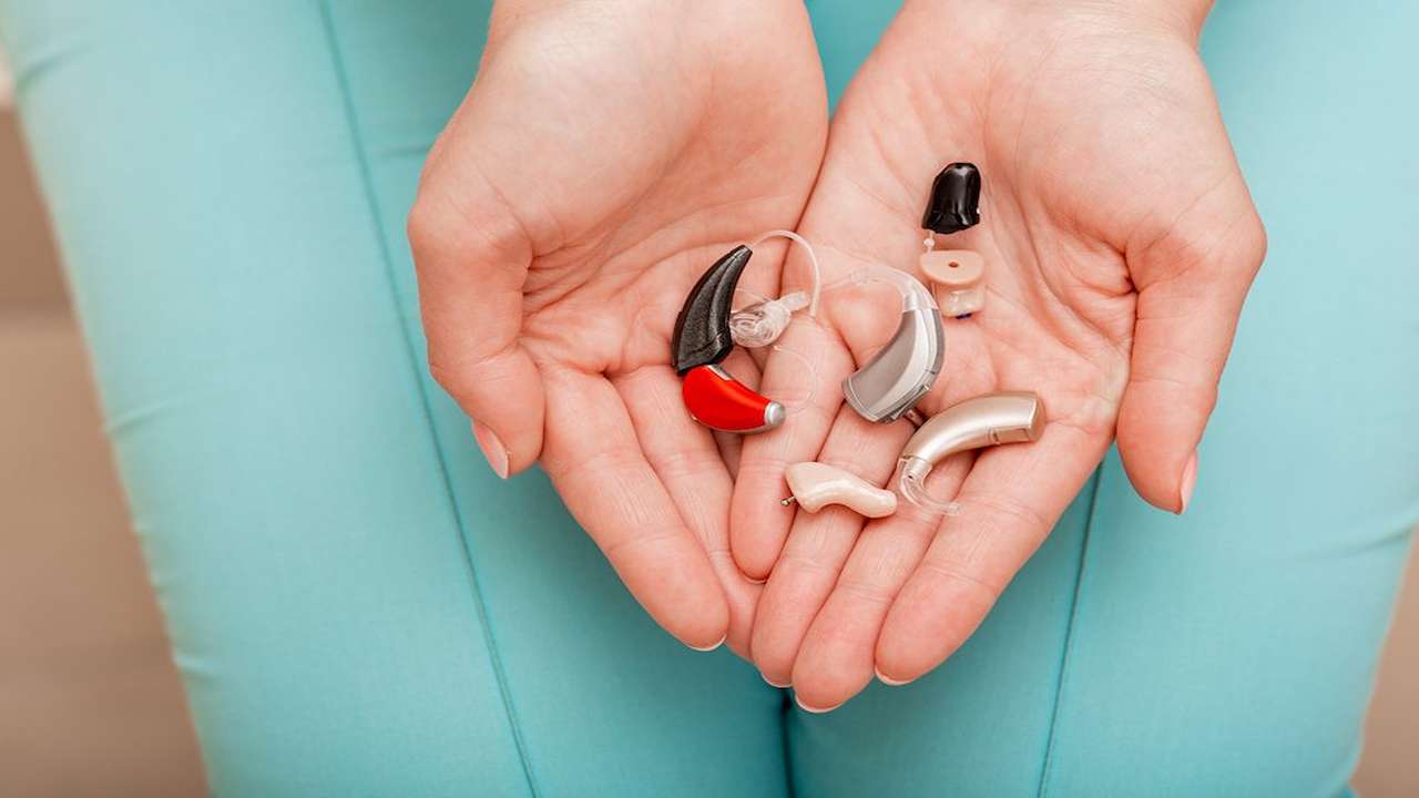 How to Dispose of Hearing Aid Batteries [Best Way To Dispose]